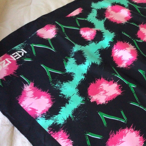 KENZO X H&M Scarf 79cmX79cm - Picture 2 of 6